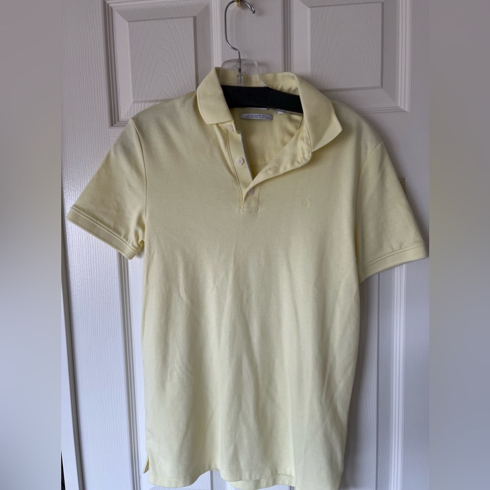 calvin klein yellow polo shirt - XS
